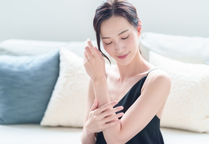 日焼けした肌をいたわる残暑のボディケア習慣