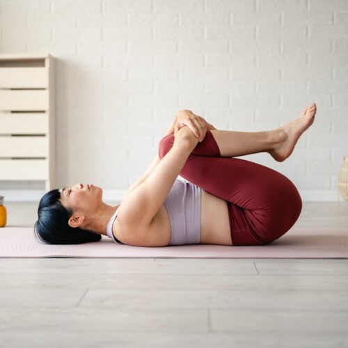 寝たままできる2ステップの股関節ストレッチ