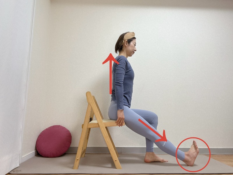 初心者でもできる簡単ヨガポーズ